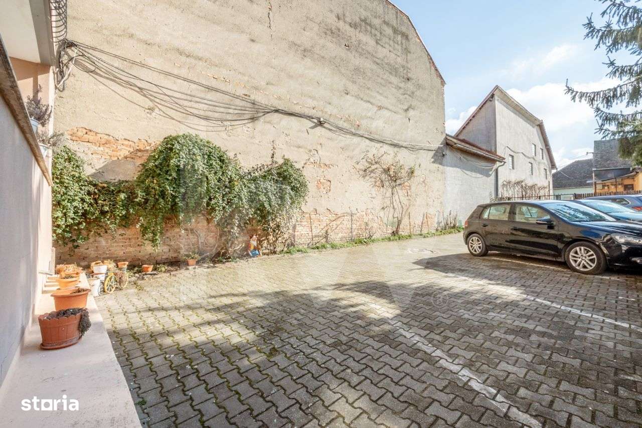 Apartament 3 camere - Etaj 1 - str. Lupeni - 94 mp total-13