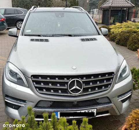 Mercedes-Benz ML 350 BlueTec 4-Matic - 6