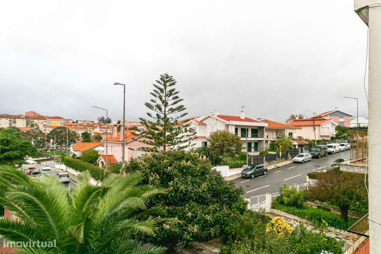 Moradia T5 em Rio de Mouro-48