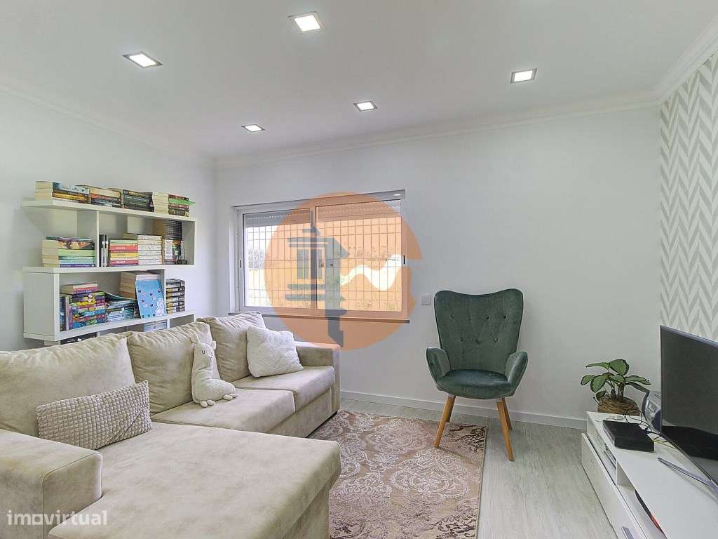 Moradia Remodelada a 7 minutos da Praia do Barril - Grande imagem: 4/22