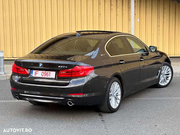 BMW Seria 5 530e - 4