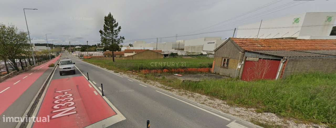 Moradia T2 para Reconstrução com Terreno Amplo em Bustos - Grande imagem: 2/5