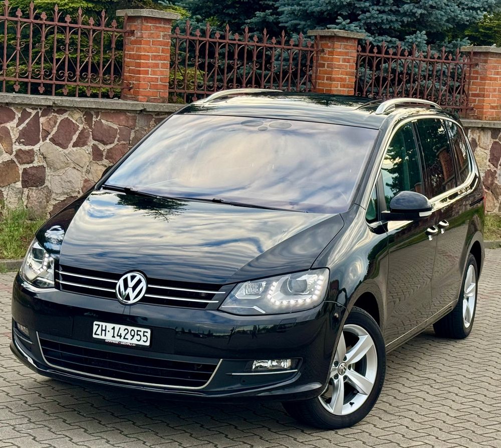 Volkswagen Sharan II 2.0 TSI DSG Highline 2011