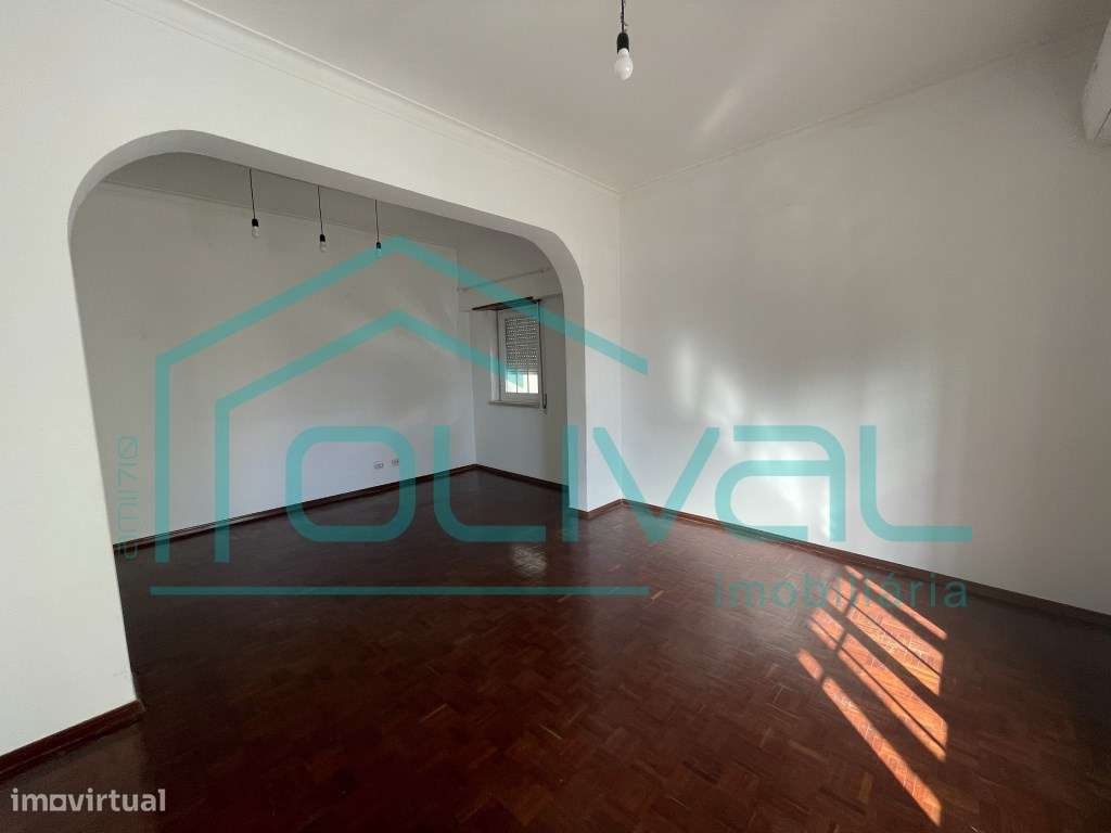 *****RESERVADO***** APARTAMENTO T2 CENTRO DE ALVERCA-12