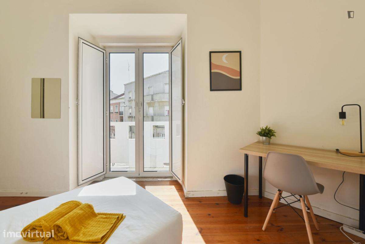 Quarto - localizado em Penha de França Lisbon - Grande imagem: 3/20