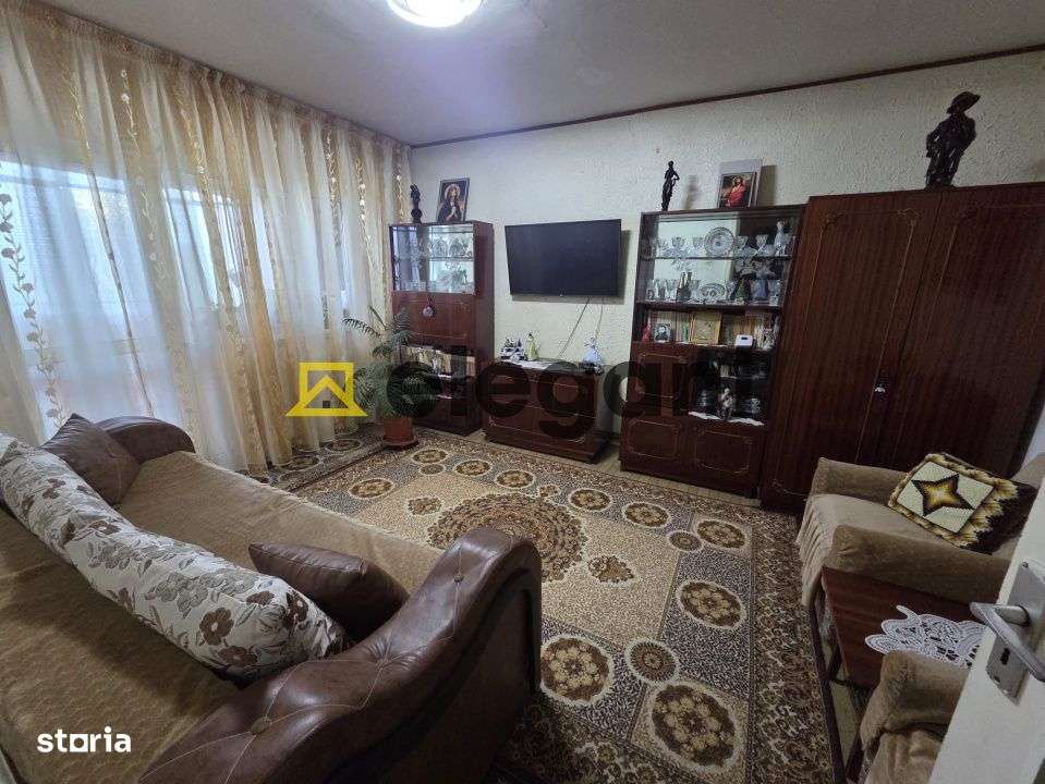 3 decomandate, 75 mp, centrala, AC, bloc izolat, Cornitoiu-Biserica-5