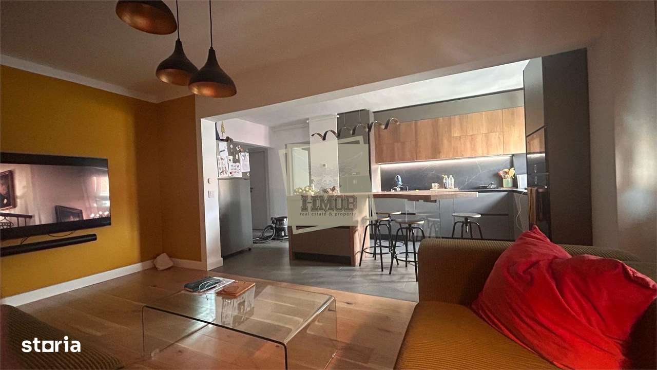 Apartament modern cu 4 camere 2 bai si logie inchis in Strand - Imagine principală: 4/18