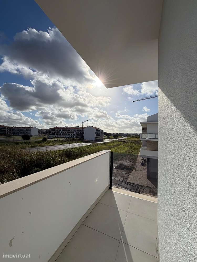 Apartamentos T3+1 NOVOS- Urb. Val´Flores - Pinhal Novo-15