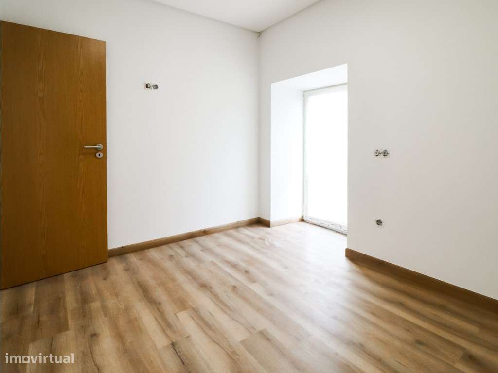 Moradia totalmente remodelada-12