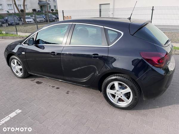 Opel Astra 1.7 CDTI DPF Edition - 2