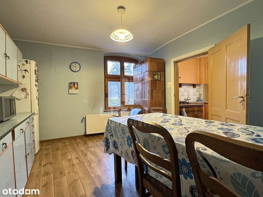 Dom z budynkami gospodarczymi w sercu Skarszew-15