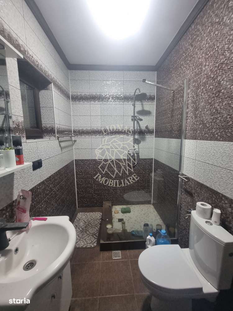 Casa de Lux 6 camere-480mp-teren 1100mp-service tinichigerie-Arcalia - Imagine principală: 5/8