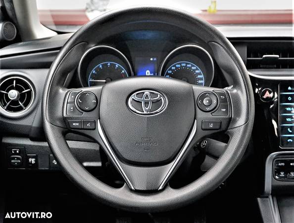 Toyota Auris 1.6 L Valvematic Luna - 19