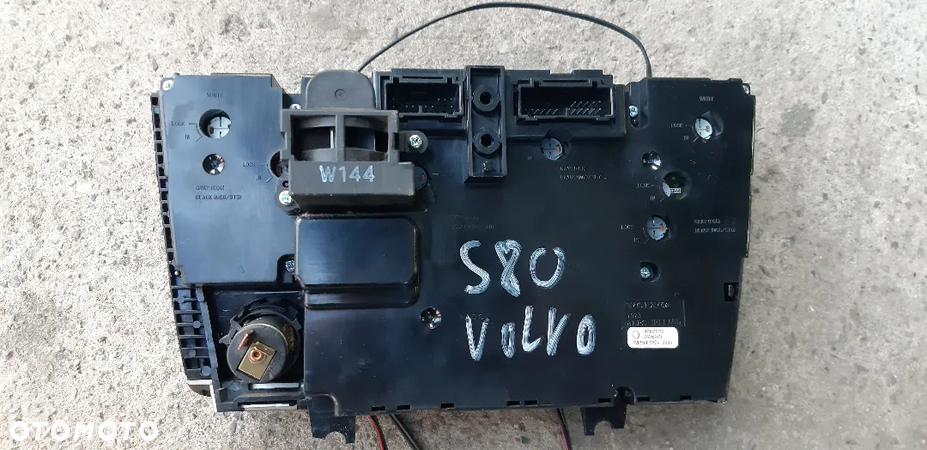 Panel klimatyzacji VOLVO S80 I 8682929 - 3