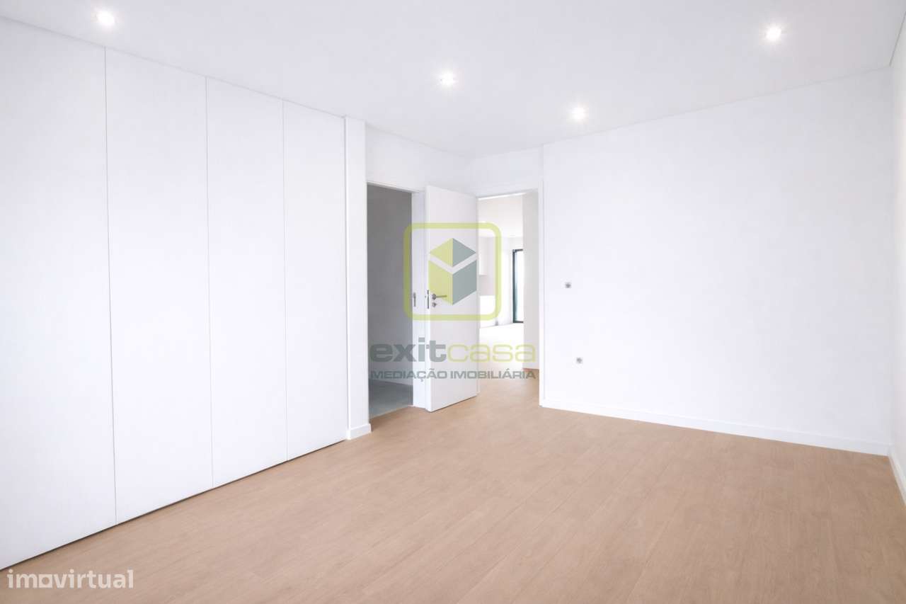 Apartamento T2 Duplex em Aveiro - Grande imagem: 3/19