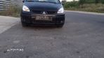 Far dreapta Mitsubishi Colt - 2