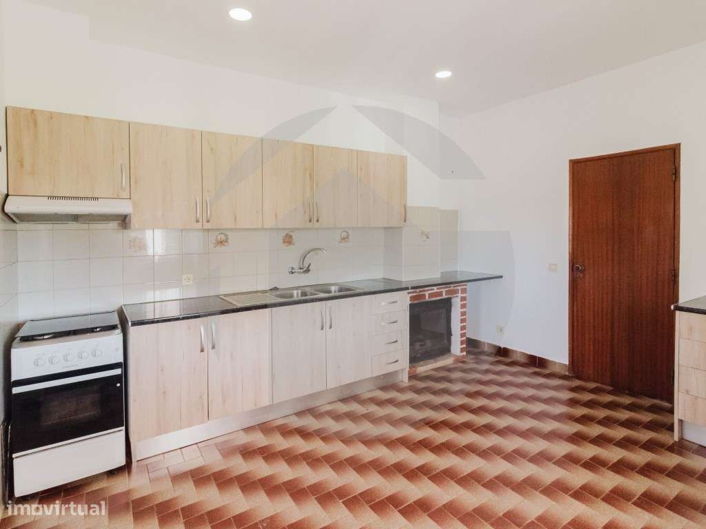 Moradia Tradicional Algarvia com 3 Quartos em Querença-9