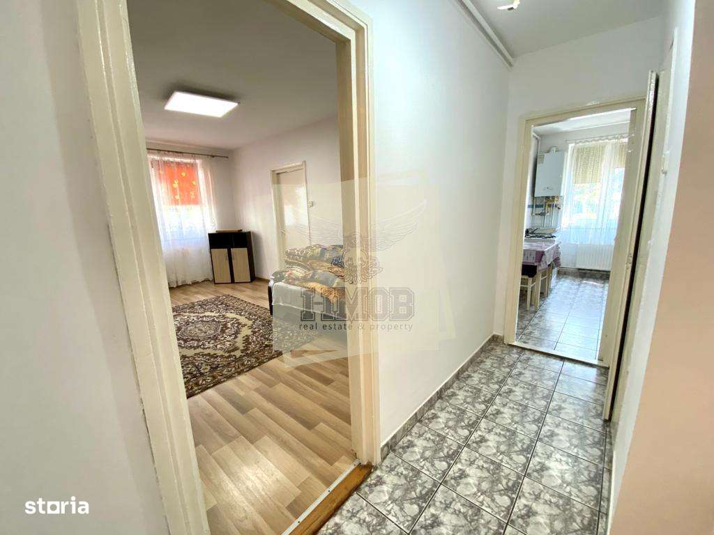 Apartament parter inalt cu 2 camere in zona Milea - Imagine principală: 5/10