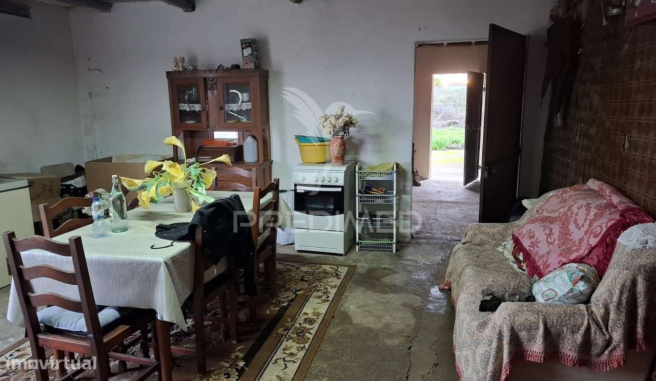 Moradia T1 pronta a Habitar com Terreno, Santos, Santarém. - Grande imagem: 4/26