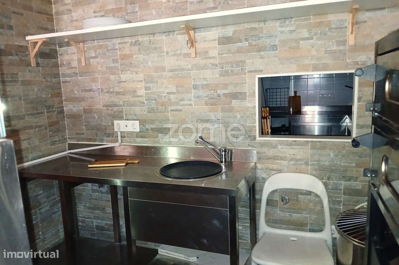 PIZZARIA EQUIPADA PARA TRESPASSE – OEIRAS - Grande imagem: 5/8