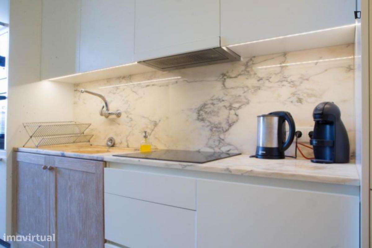 Quarto - localizado em Cedofeita Porto - Grande imagem: 5/9