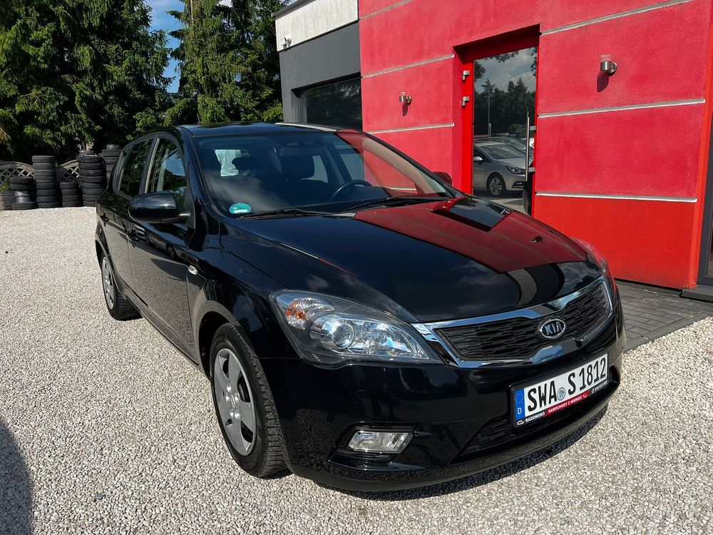 Kia Ceed I 1.4 CVVT Attract 2010