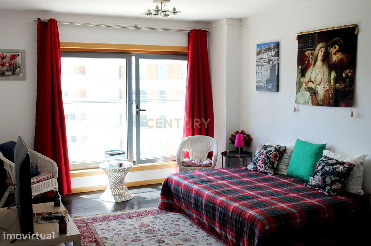 Apartamento T1 vista rio, edifício PANORAMIC, Parque das Nações-9