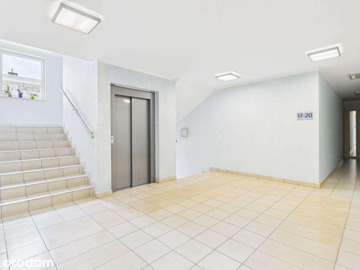 Nowoczesne M4 z balkonem i garażem – Pogórze-15