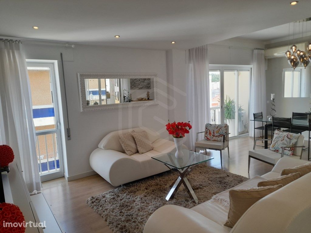 Apartamento T4, remodelado, centro, Faro, Algarve