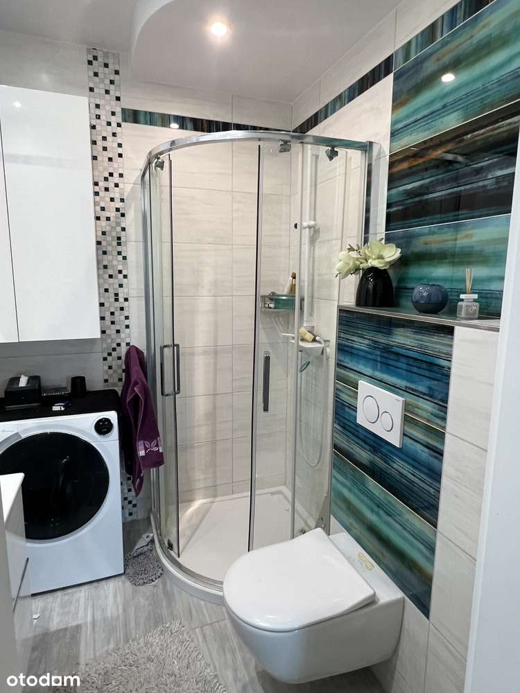 Reda-na sprzedaż  eleganckie  mieszk. 3 pok.+ kom.lok.+ m. w hali g.-14