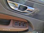 Volvo XC 60 T5 AWD Geartronic Momentum - 26
