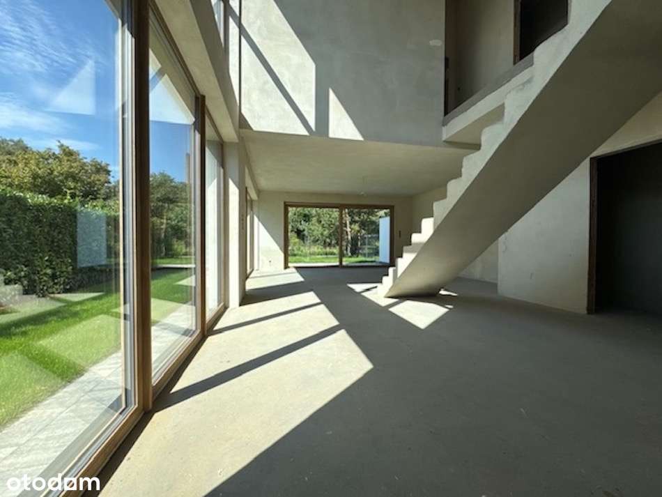 Dom z podwójną ścianą, pompa ciepła, trzy łazienki, antresola-8