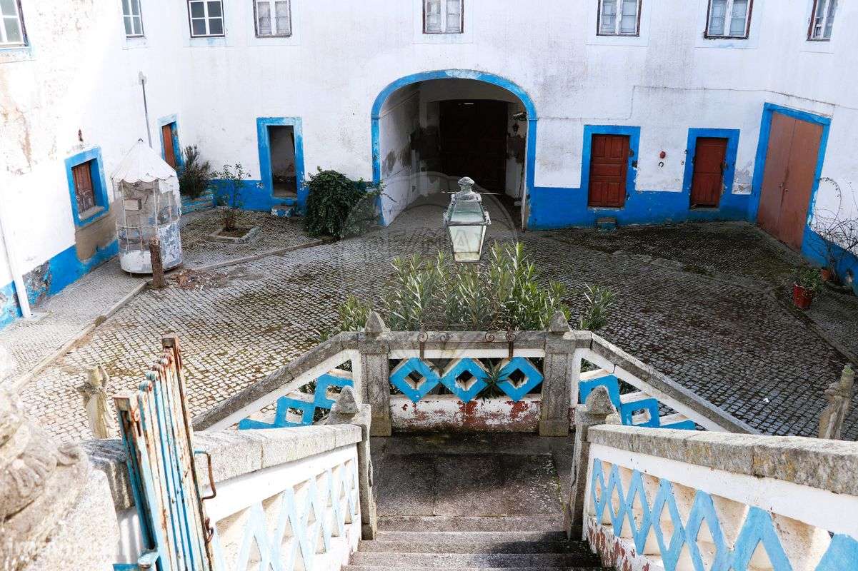 Moradia T10 para venda - Grande imagem: 4/50