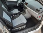 Opel Astra 1.8 Caravan Edition - 13