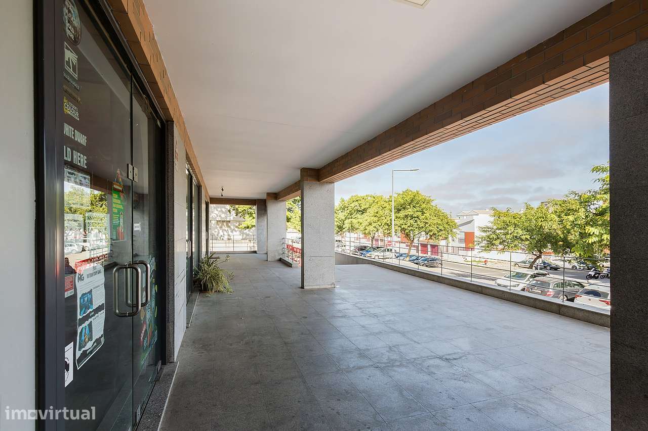 Espaço Comercial c/ 98 m² | Nova Eborae, Bacelo, Évora-11