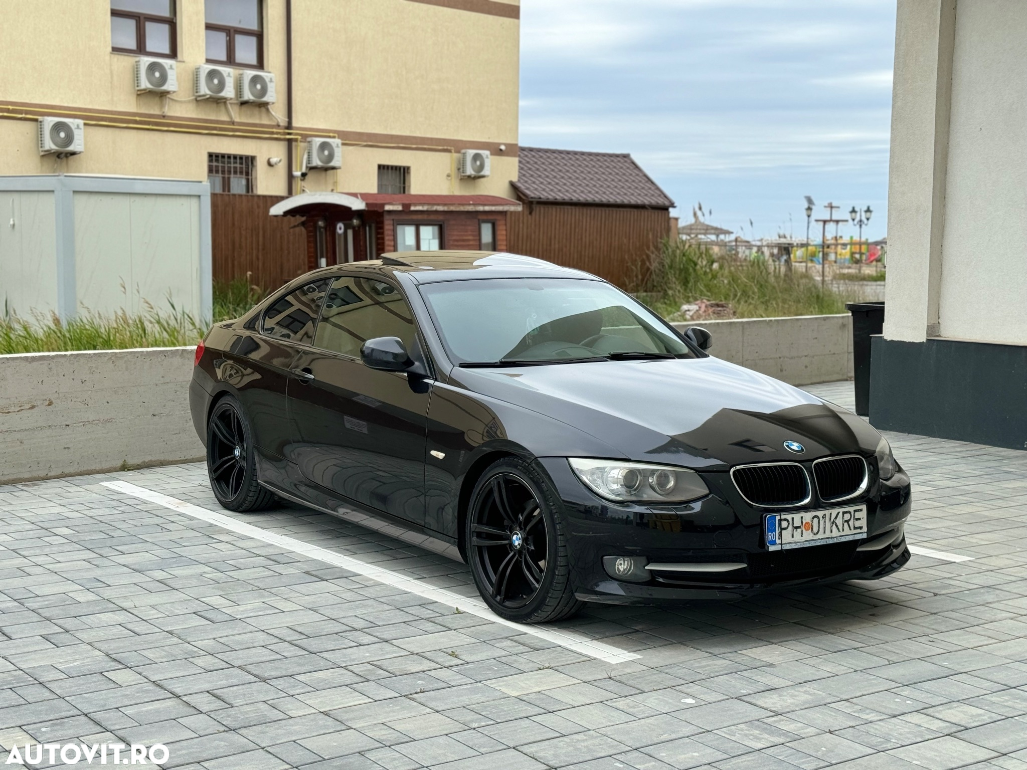 BMW Seria 3 320d Coupe - 14