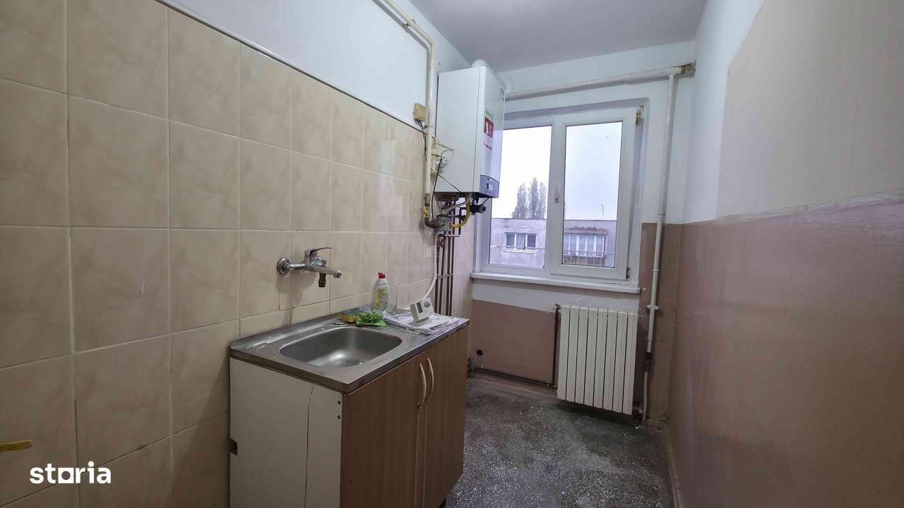 Apartament de 42mp cu parchet și tâmplărie aluminiu - Imagine principală: 4/7