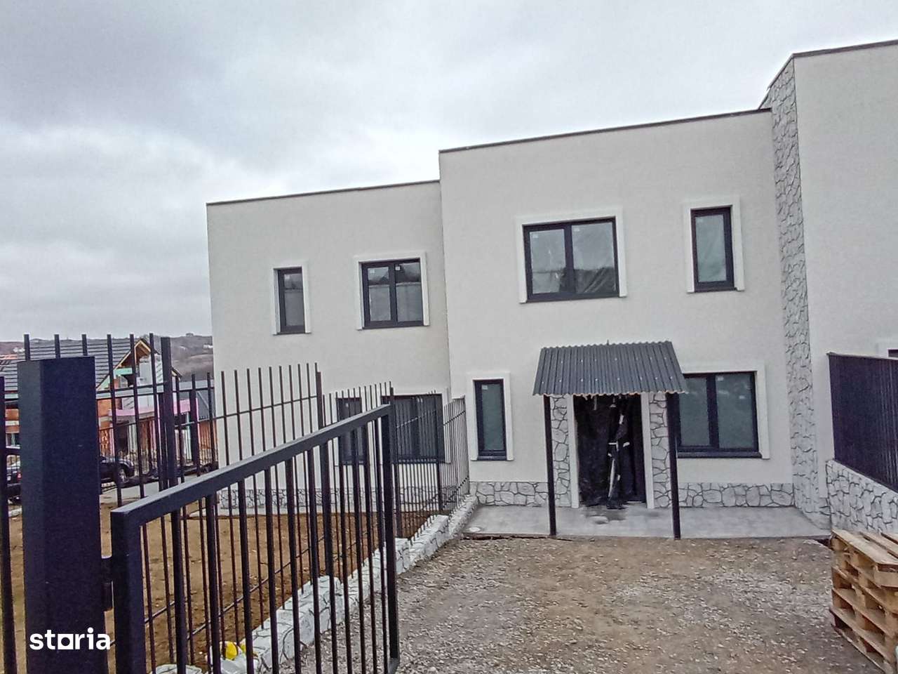 Casa cu priveliste superba in  Saldabagiu de Munte-2