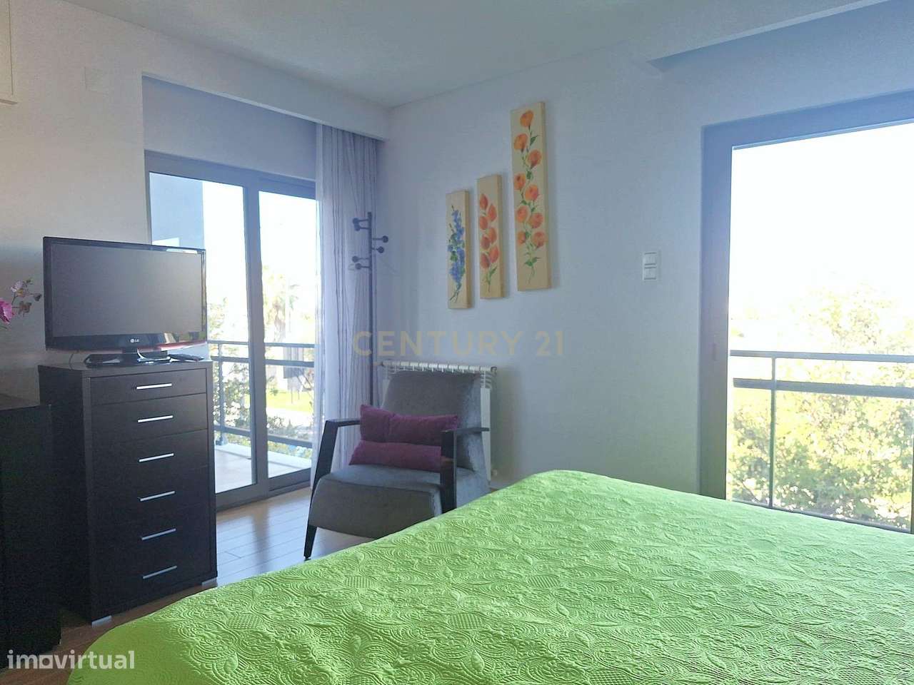 Moradia T3+1 em Alcochete: Luxo e Conforto!-29