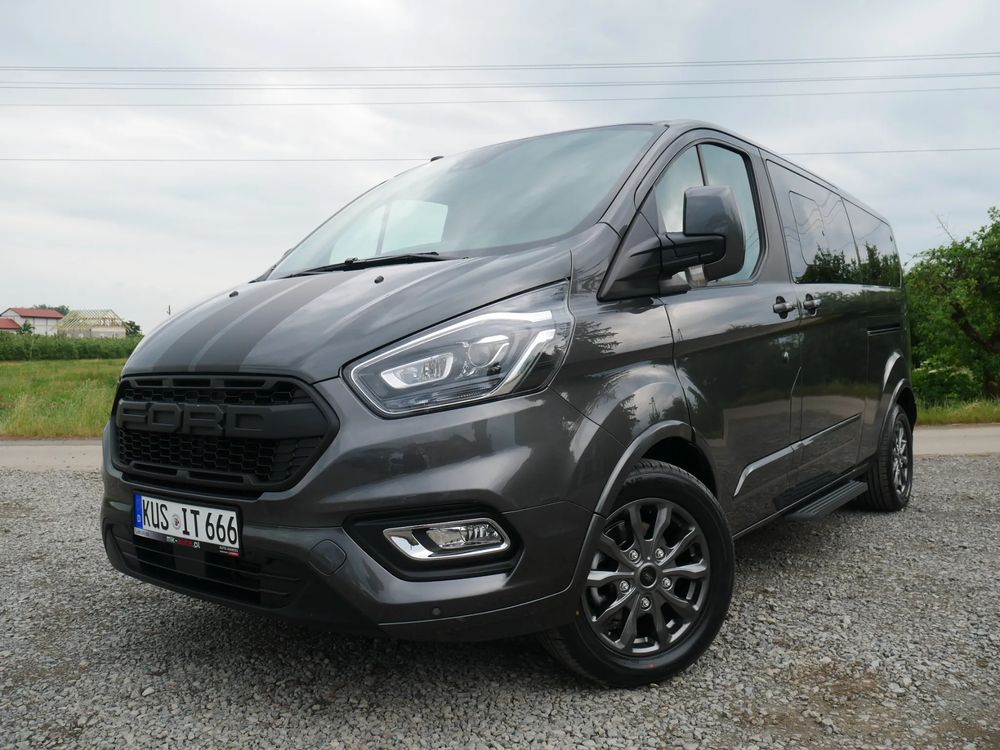 Ford Tourneo Custom 320 L2H1 VA Autm Titanium 2018