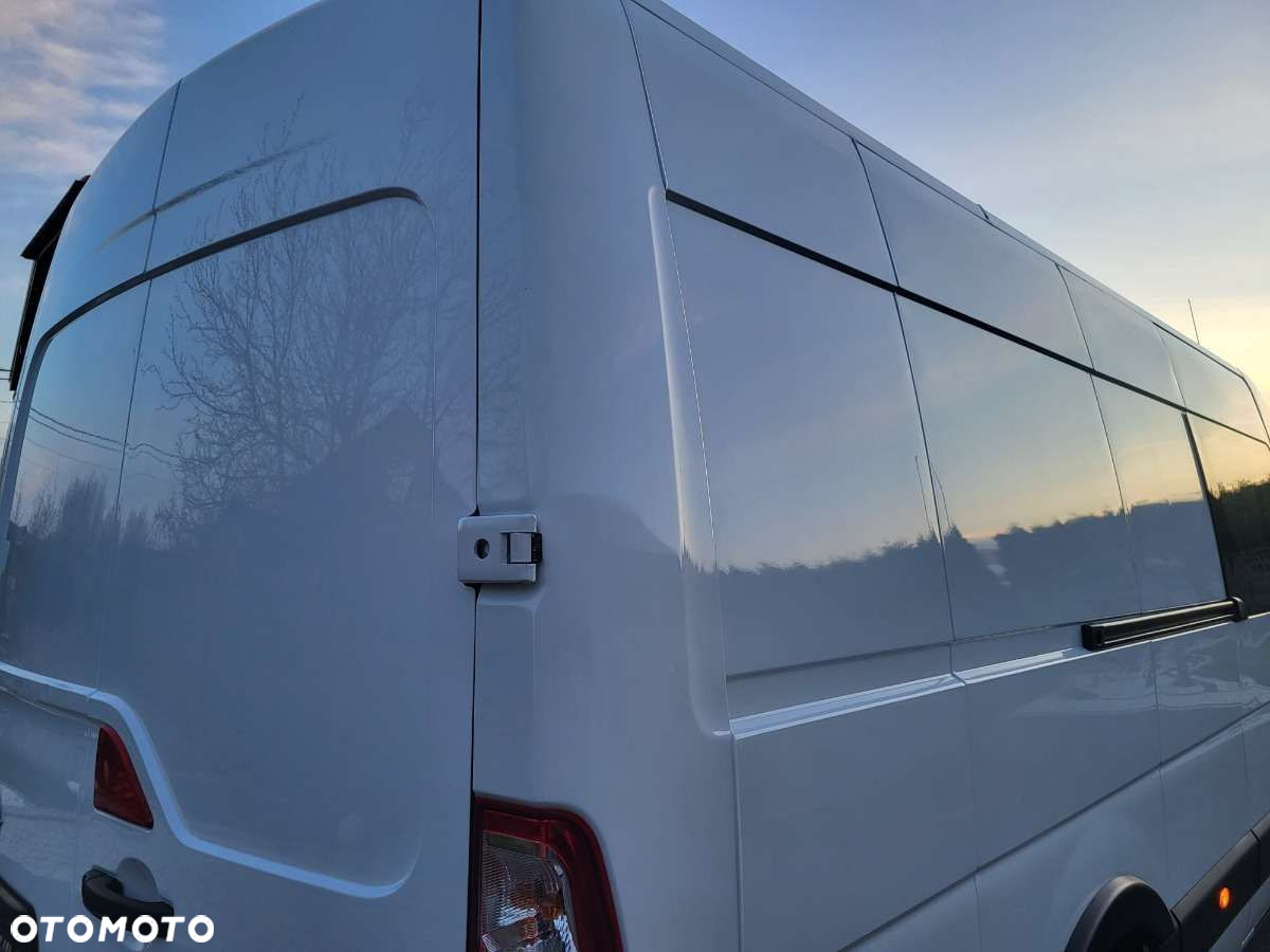 Opel Movano Max 9 osobowy - 16