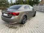 Toyota Avensis 1.8 Premium - 4