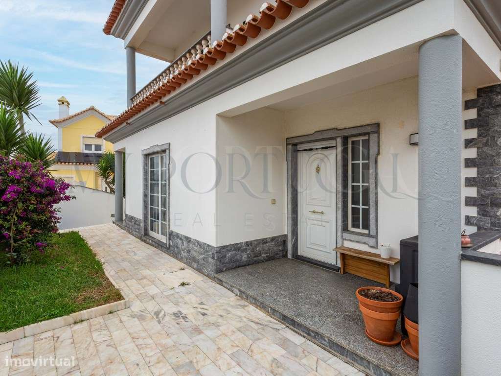 Moradia T4+1 em Ribamar: Onde o Mar e o Conforto se Encontram-43