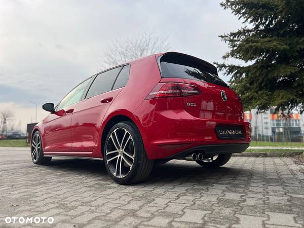 Volkswagen Golf VII 2.0 TDI BMT GTD DSG - 10