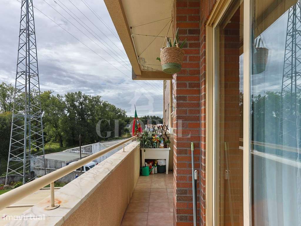 APARTAMENTO T3 SERZEDO-6