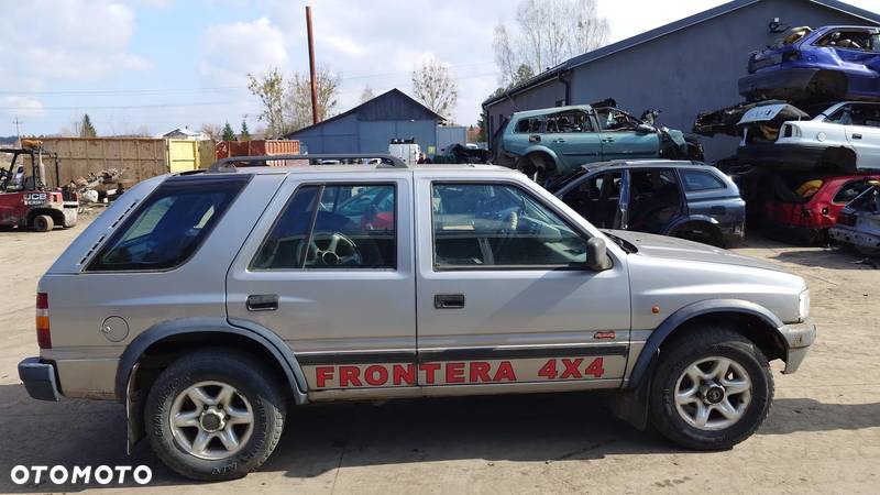 Opel Frontera 95 R 2.8 83 KW NA CZĘŚCI - 4