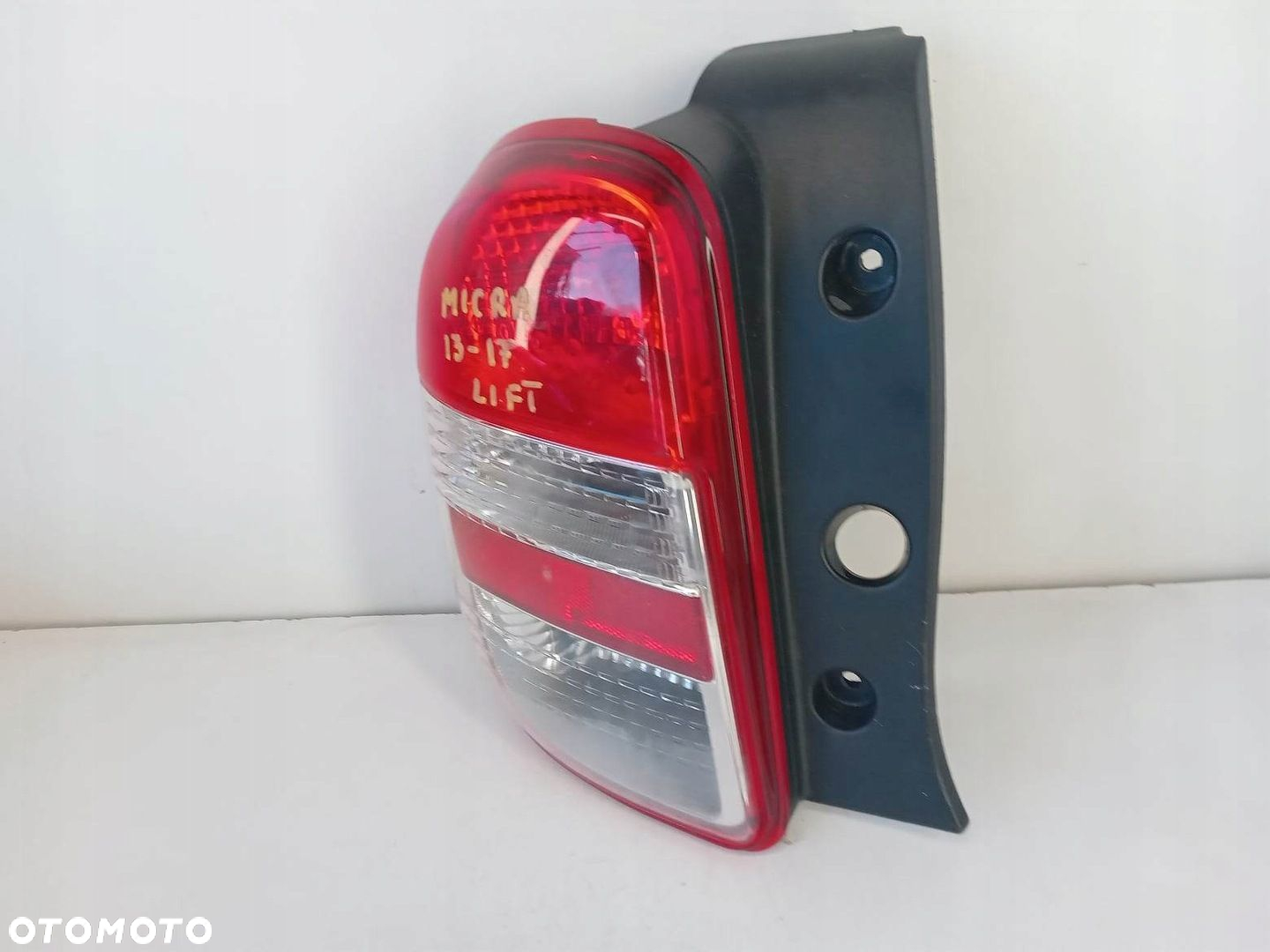 LAMPA LEWA TYLNA NISSAN MICRA IV 13-17 - 2