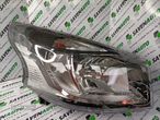 Farol Dto Renault Trafic Iii Caixa (Fg_) - 1