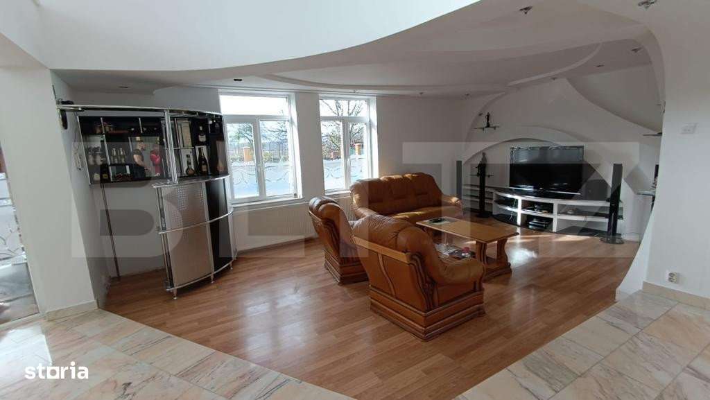 Casa, 6 camere, 280 mp, zona Est - Imagine principală: 4/15