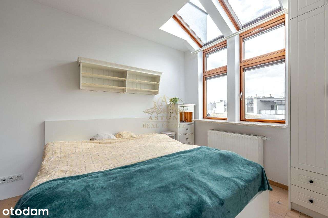 Dwupoziomowy, jasny apartament • ostatnie piętro •-14